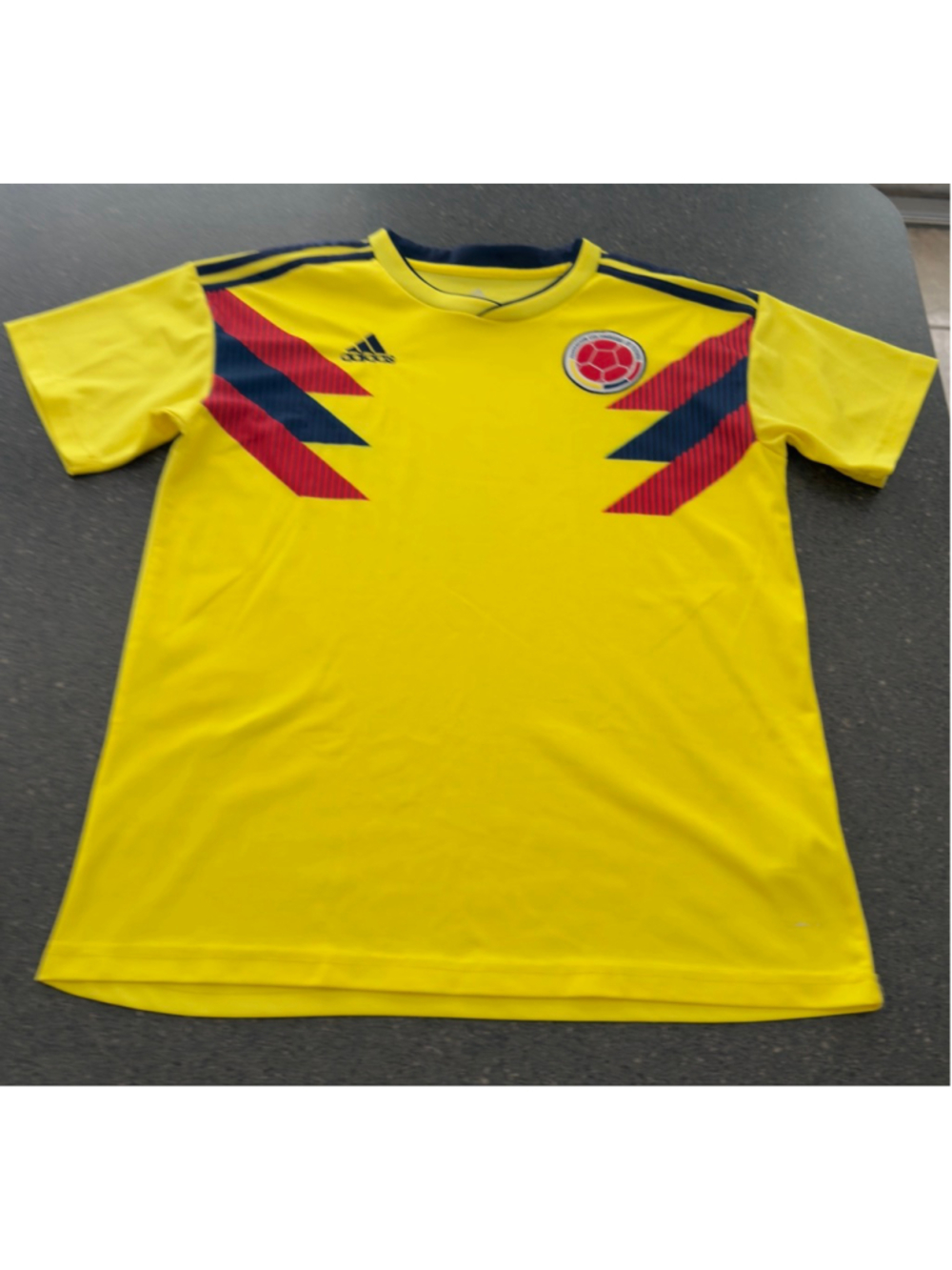 Colombia Soccer Jersey L World Cup Futbol - Picture 2 of 9